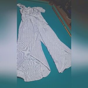 Fashion Nova Jumpsuit/Romper